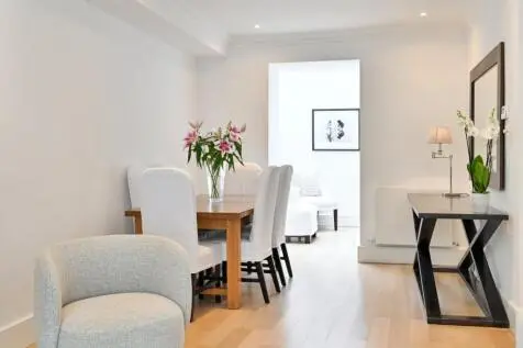 3 bedroom Terraced for sale