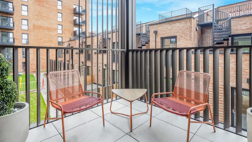 1 bedroom apartment for sale