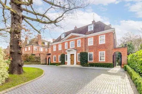 7 bedroom Detached for sale