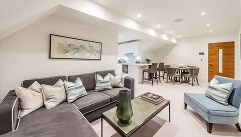 2 bedroom flat to rent