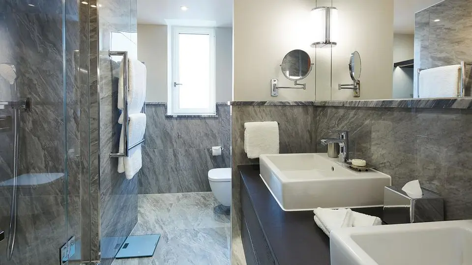 5 bedroom apartment to rent
