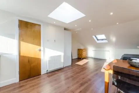 Studio to rent