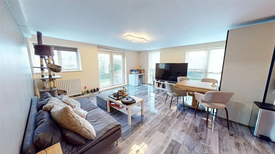 2 bedroom apartment for sale