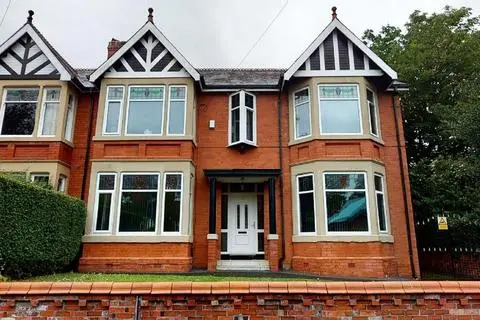 10 bedroom flat for sale
