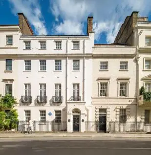 9 bedroom House for sale