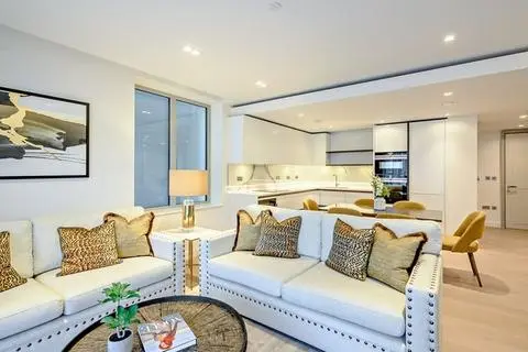 3 bedroom apartment to rent