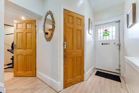 7 bedroom semi-detached house for sale