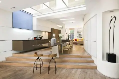 7 bedroom Terraced for sale