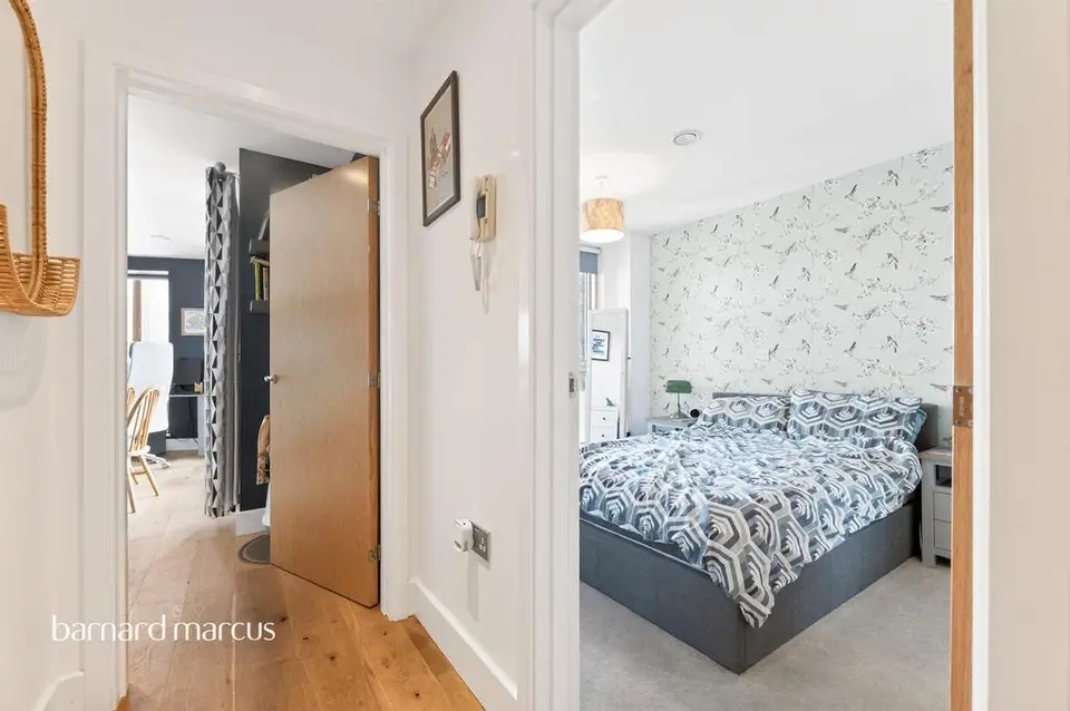 1 bedroom flat for sale