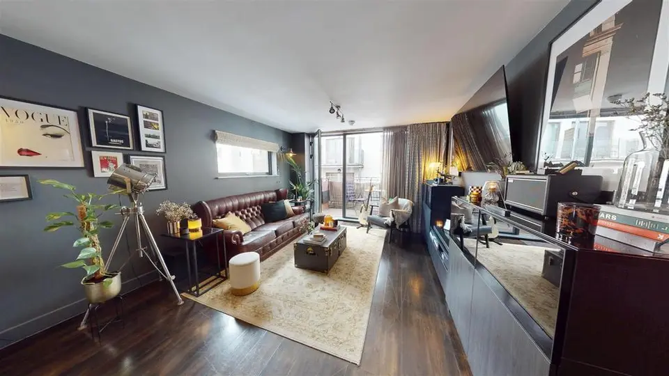 2 bedroom apartment for sale