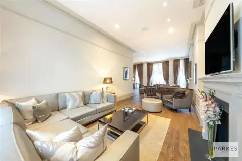 10 bedroom Terraced for sale